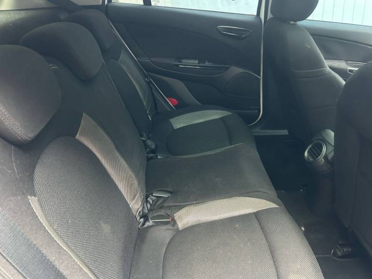 FIAT - BRAVO - 2013/2013 - Branca - R$ 41.800,00