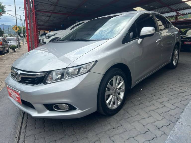 HONDA - CIVIC - 2014/2014 - Prata - R$ 73.800,00