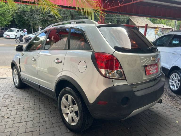 CHEVROLET - CAPTIVA - 2010/2010 - Prata - R$ 25.800,00