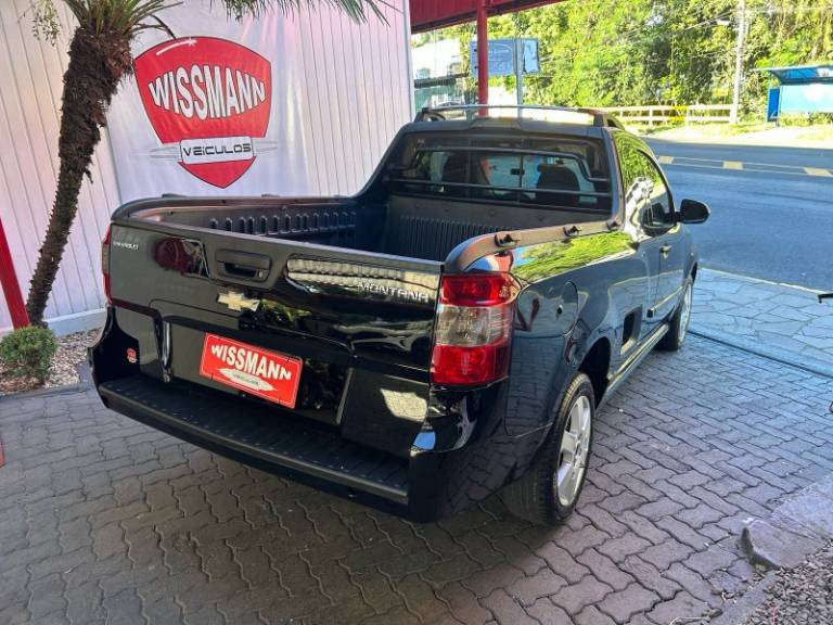 CHEVROLET - MONTANA - 2010/2011 - Preta - R$ 42.800,00