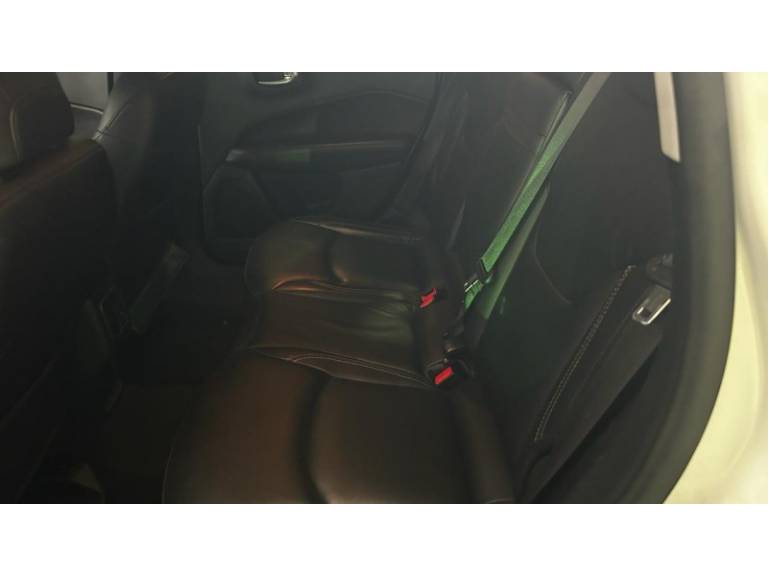 JEEP - COMPASS - 2016/2017 - Branca - R$ 115.800,00