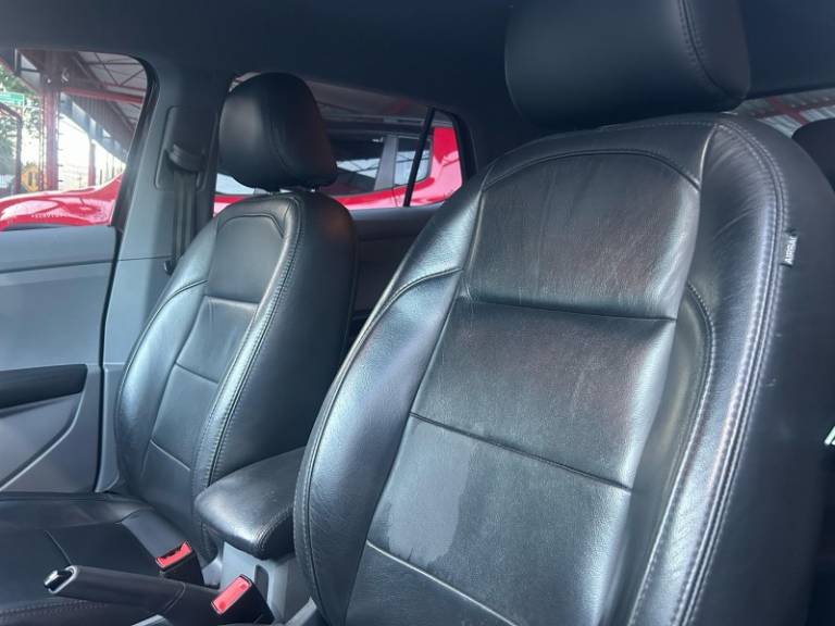 VOLKSWAGEN - T-CROSS - 2020/2020 - Vinho - R$ 95.800,00