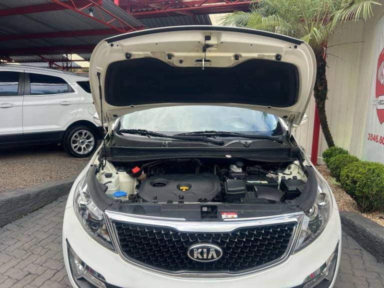 KIA MOTORS - SPORTAGE - 2015/2016 - Branca - R$ 93.800,00