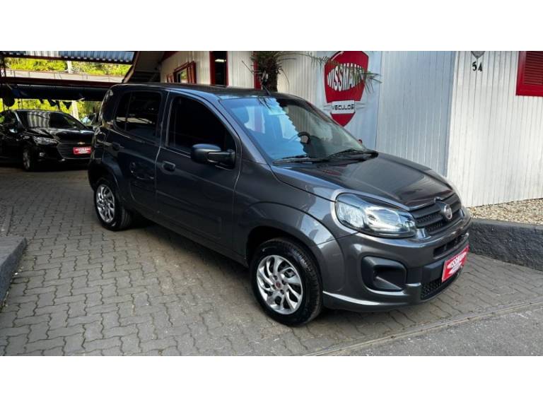 FIAT - UNO - 2019/2020 - Cinza - R$ 47.800,00