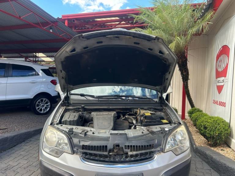 CHEVROLET - CAPTIVA - 2010/2010 - Prata - R$ 25.800,00