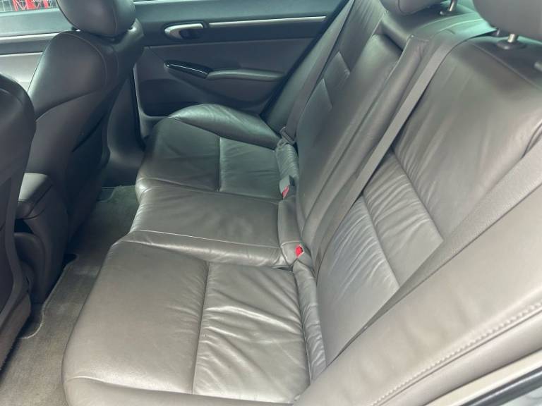 HONDA - CIVIC - 2009/2010 - Prata - R$ 54.800,00