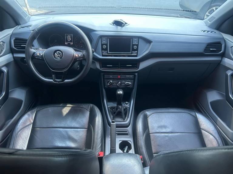 VOLKSWAGEN - T-CROSS - 2020/2020 - Vinho - R$ 95.800,00