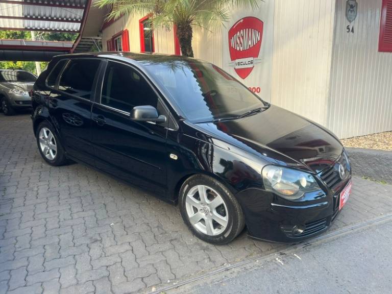 VOLKSWAGEN - POLO - 2007/2008 - Preta - R$ 34.800,00