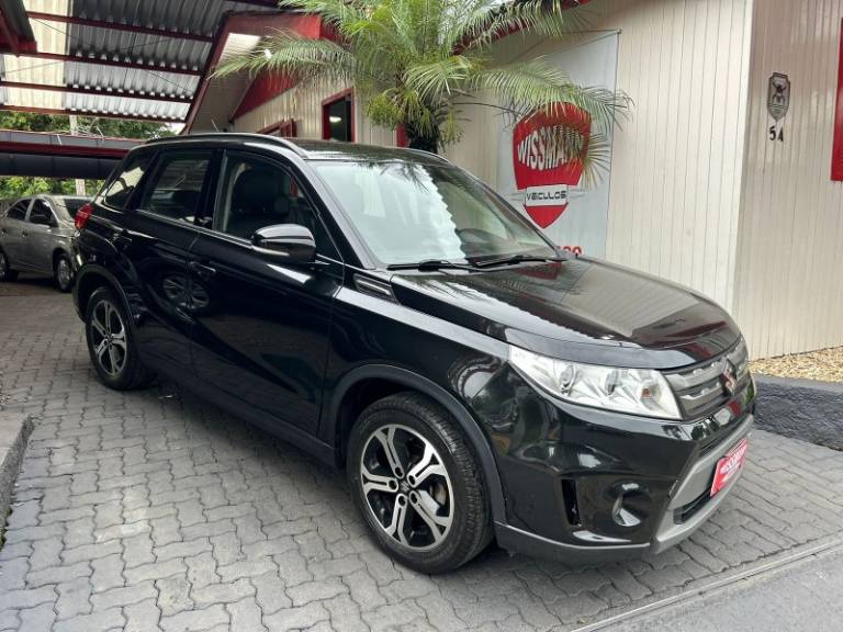 SUZUKI - VITARA - 2016/2017 - Preta - R$ 83.800,00