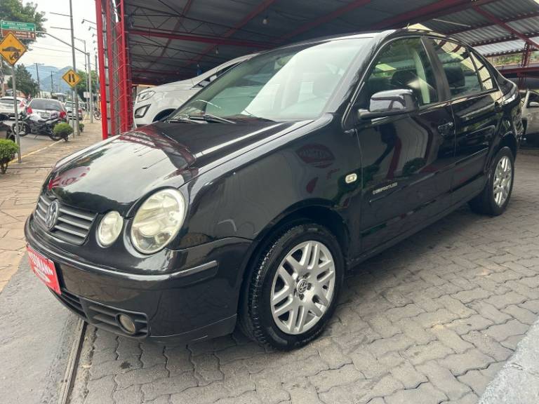 VOLKSWAGEN - POLO SEDAN - 2006/2006 - Preta - R$ 27.800,00