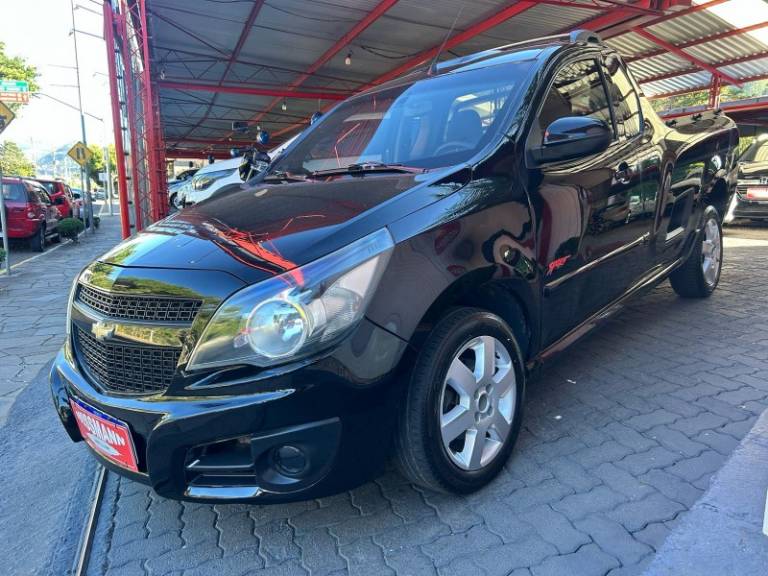 CHEVROLET - MONTANA - 2010/2011 - Preta - R$ 42.800,00