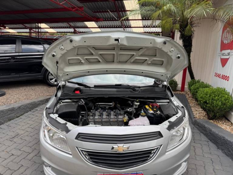 CHEVROLET - PRISMA - 2018/2018 - Prata - R$ 50.800,00