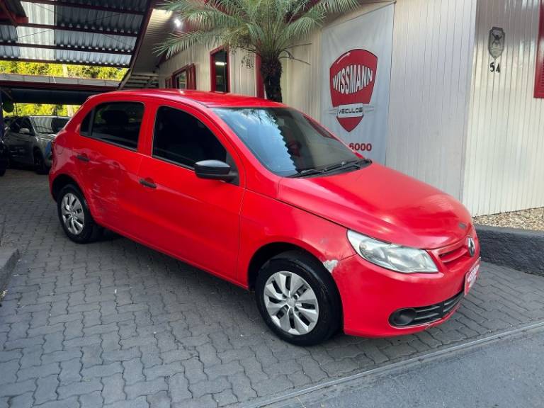 VOLKSWAGEN - GOL - 2011/2012 - Vermelha - R$ 16.800,00