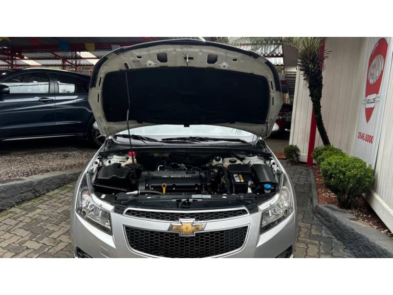 CHEVROLET - CRUZE - 2014/2014 - Prata - R$ 61.800,00