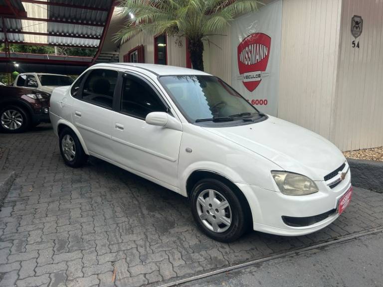 CHEVROLET - CLASSIC - 2012/2012 - Branca - R$ 19.800,00