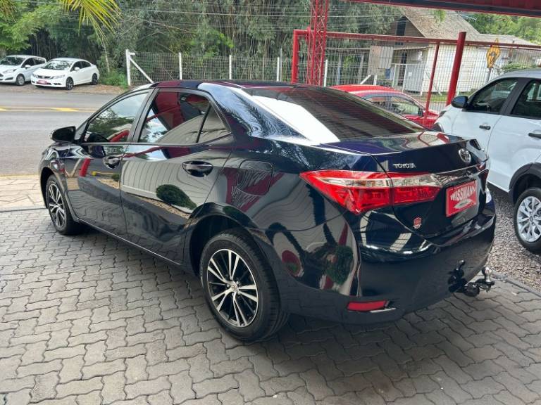 TOYOTA - COROLLA - 2016/2017 - Azul - R$ 93.800,00