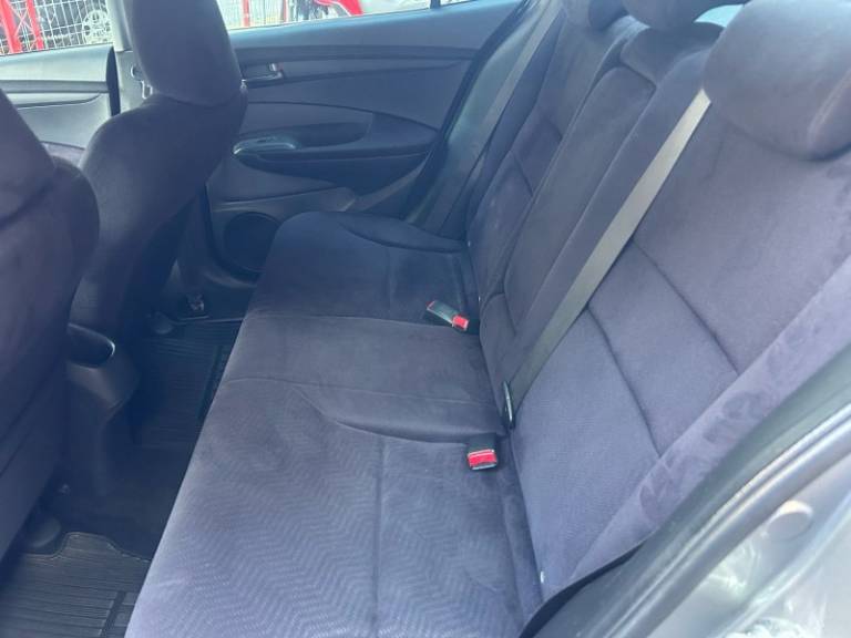 HONDA - CITY - 2013/2014 - Prata - R$ 58.800,00