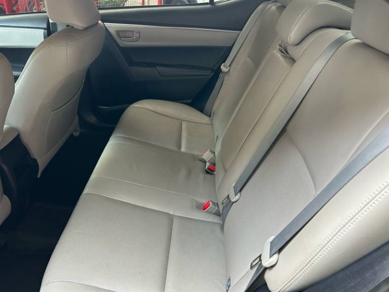 TOYOTA - COROLLA - 2016/2017 - Azul - R$ 93.800,00