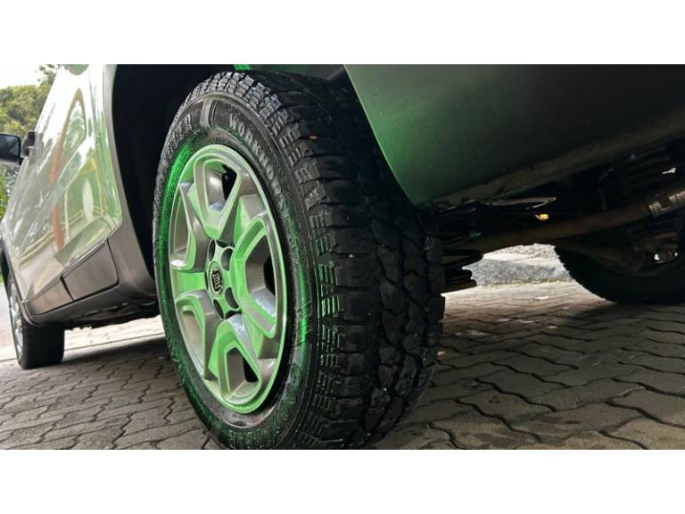 FIAT - TORO - 2017/2018 - Branca - R$ 92.800,00
