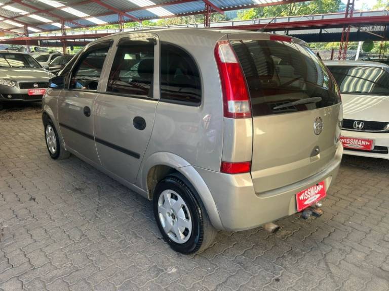 CHEVROLET - MERIVA - 2003/2003 - Prata - R$ 17.900,00