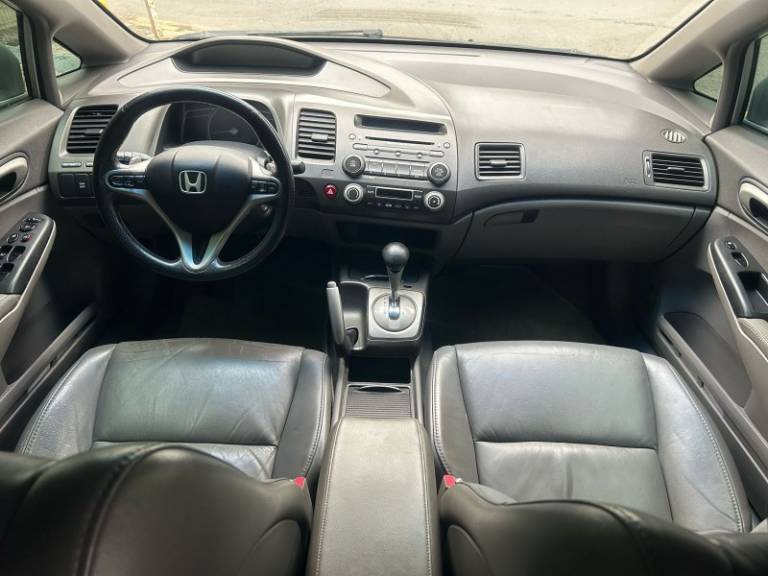 HONDA - CIVIC - 2009/2010 - Prata - R$ 54.800,00