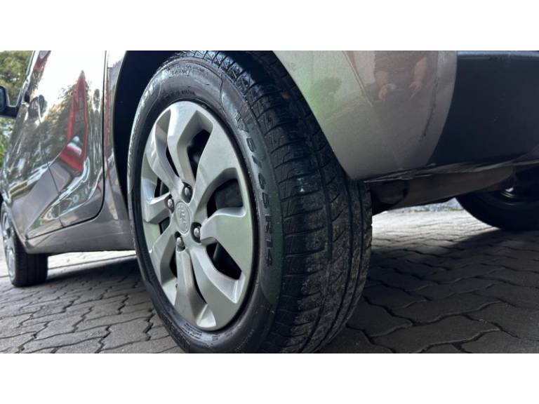 KIA MOTORS - PICANTO - 2015/2016 - Cinza - R$ 44.800,00