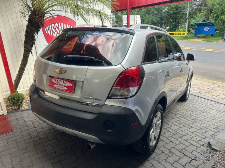 CHEVROLET - CAPTIVA - 2010/2010 - Prata - R$ 25.800,00