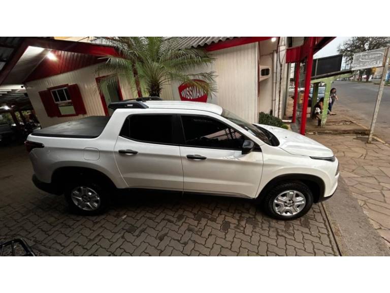 FIAT - TORO - 2017/2018 - Branca - R$ 92.800,00