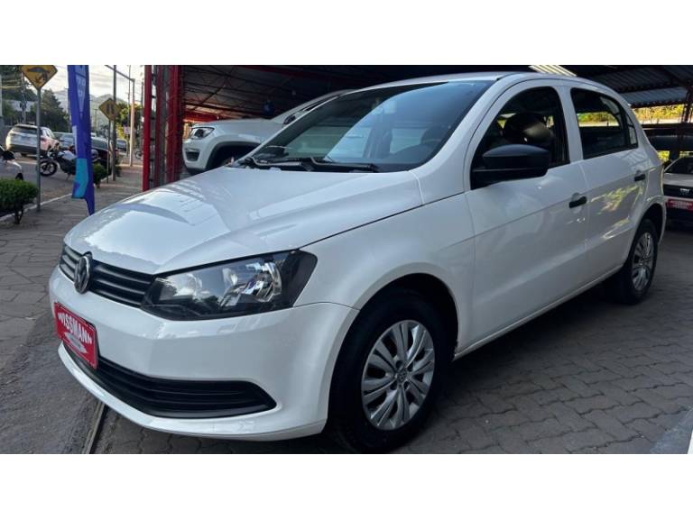 VOLKSWAGEN - GOL - 2014/2015 - Branca - R$ 41.800,00