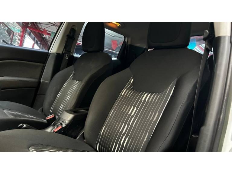 FIAT - TORO - 2017/2018 - Branca - R$ 92.800,00