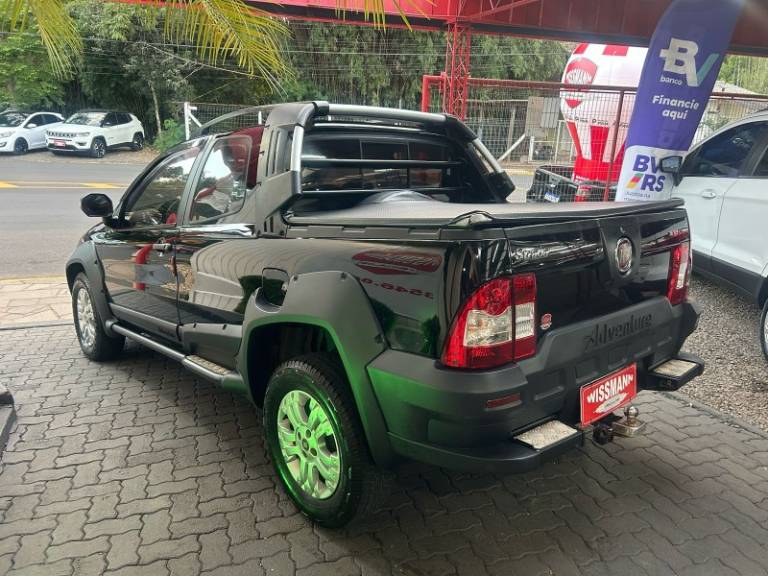 FIAT - STRADA - 2011/2011 - Preta - R$ 51.800,00