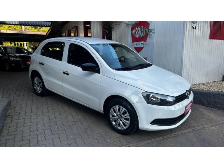 VOLKSWAGEN - GOL - 2014/2015 - Branca - R$ 41.800,00