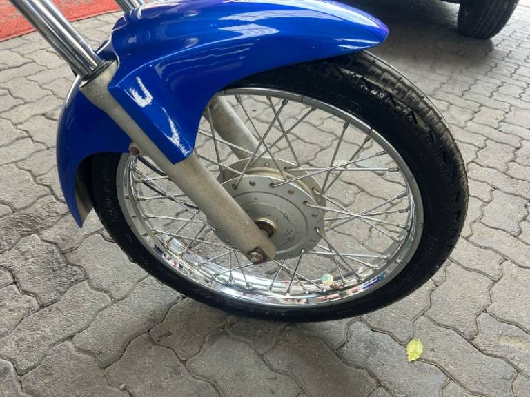 HONDA - CG 150 - 2005/2005 - Azul - R$ 8.500,00