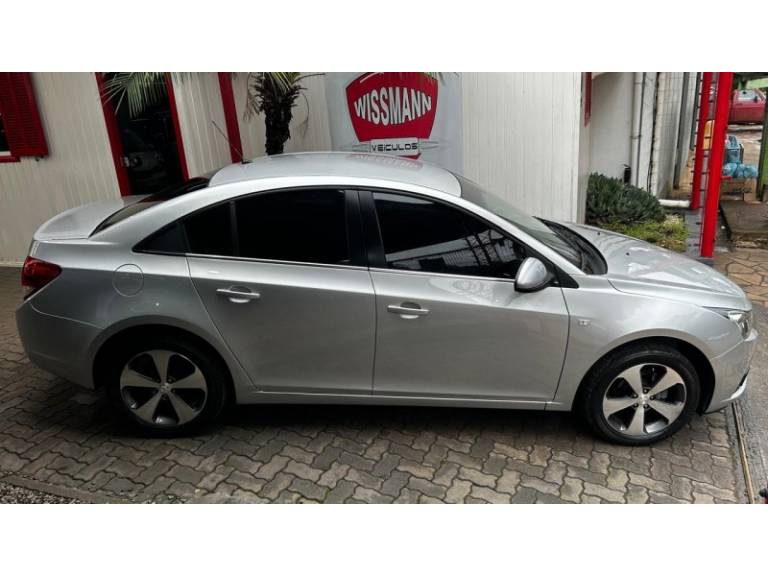 CHEVROLET - CRUZE - 2014/2014 - Prata - R$ 61.800,00