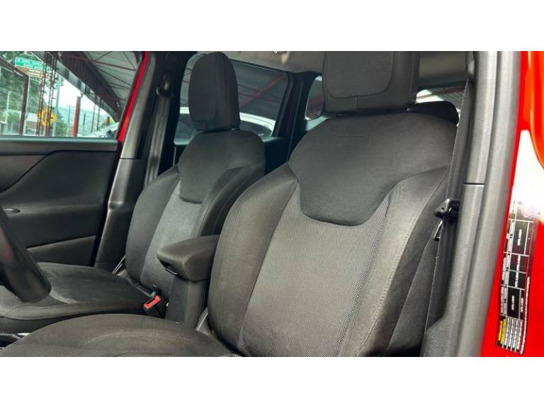 JEEP - RENEGADE - 2015/2016 - Vermelha - R$ 89.800,00